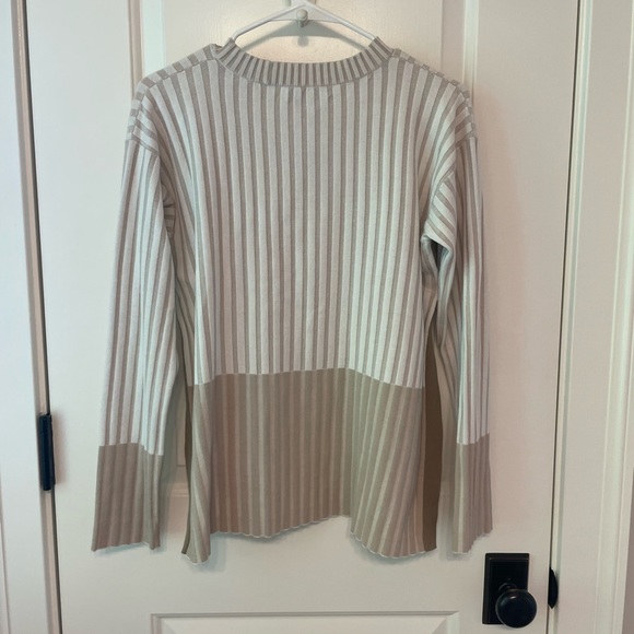 Cream sweater - Picture 3 of 4